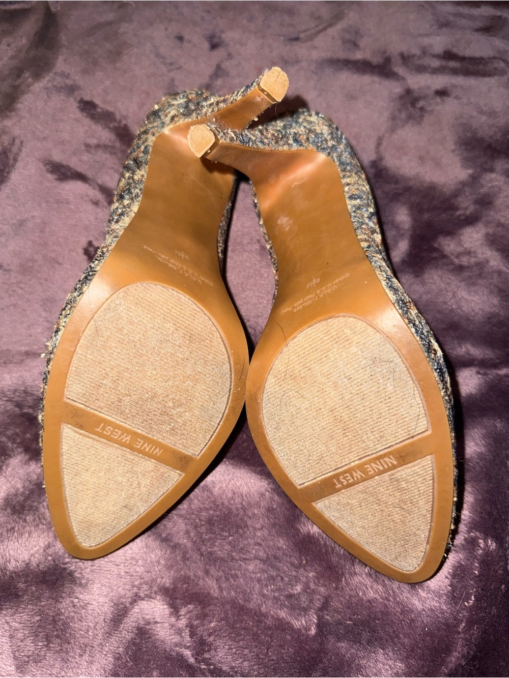 Ladies Nine West Multicolor Glitter High Heel Pumps - Size 9.5. - Picture 4 of 8